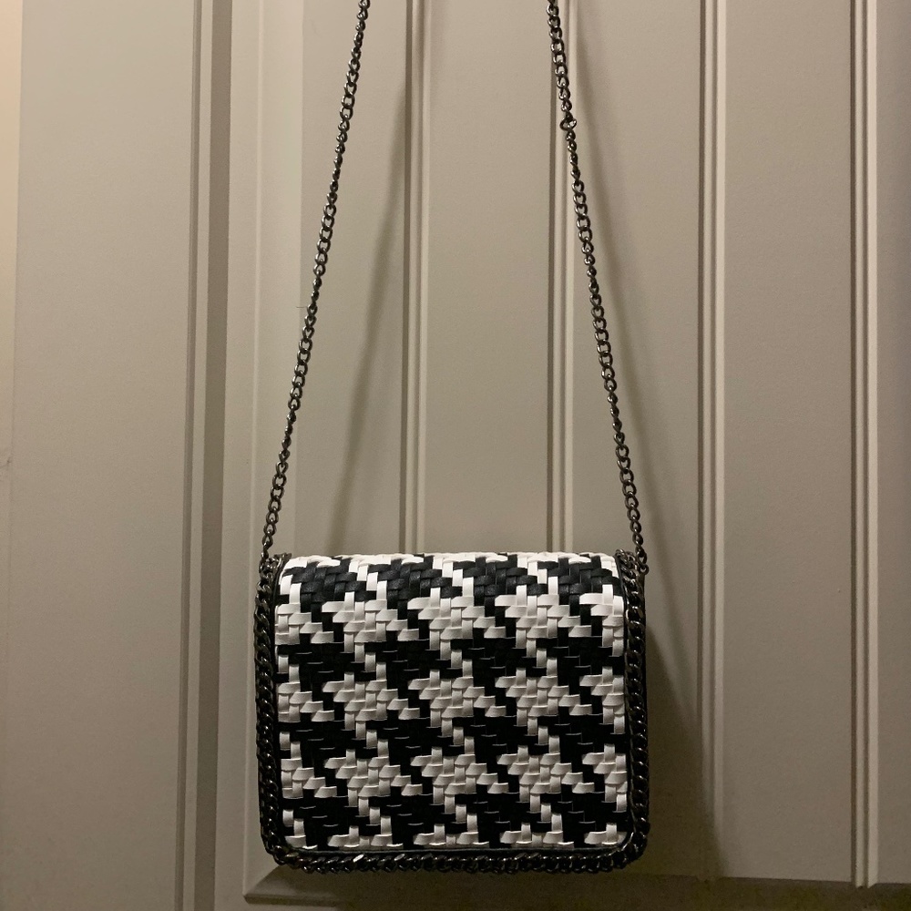 Crossbody bag